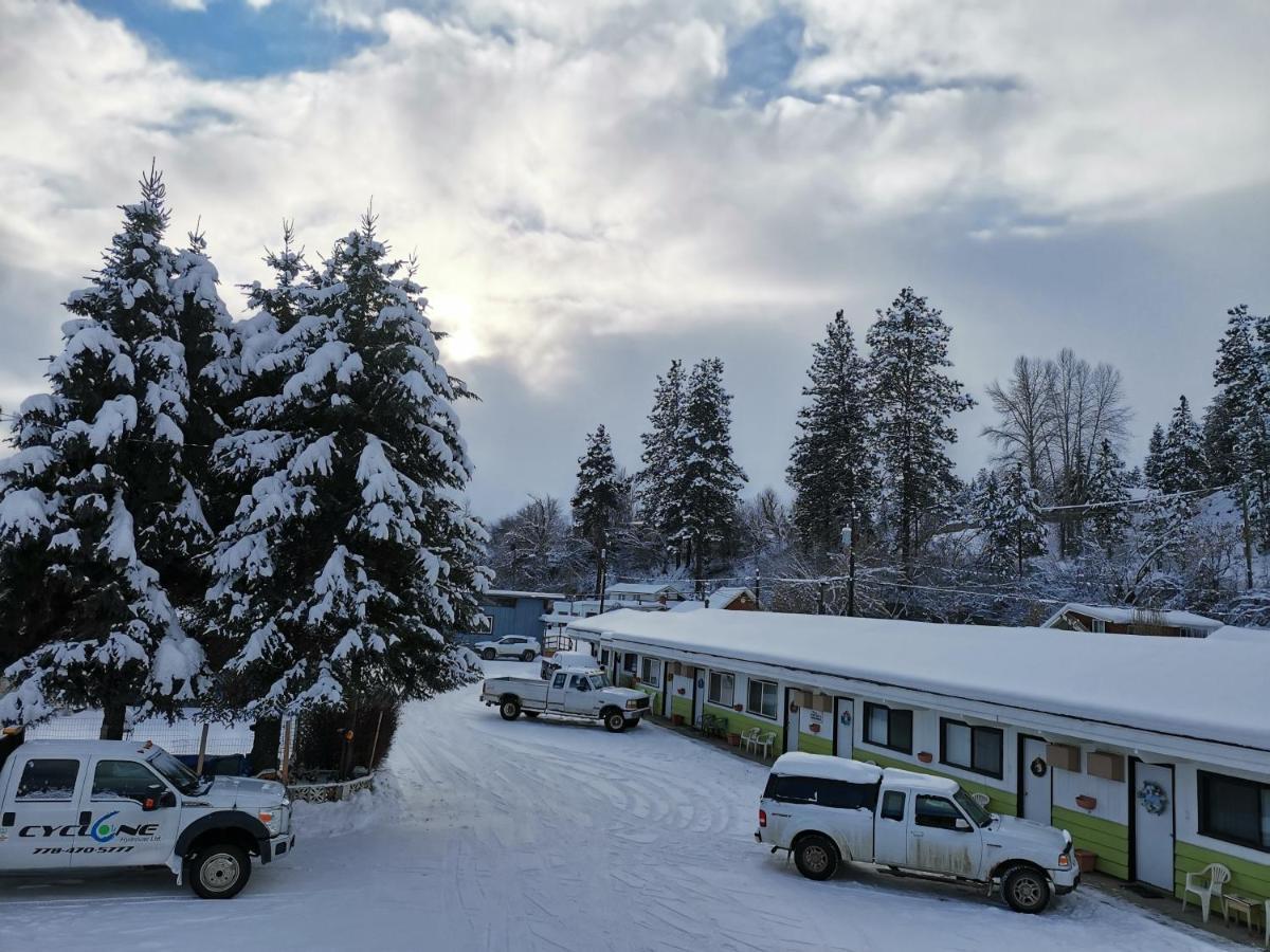 The Cedars Motel Princeton Exterior photo
